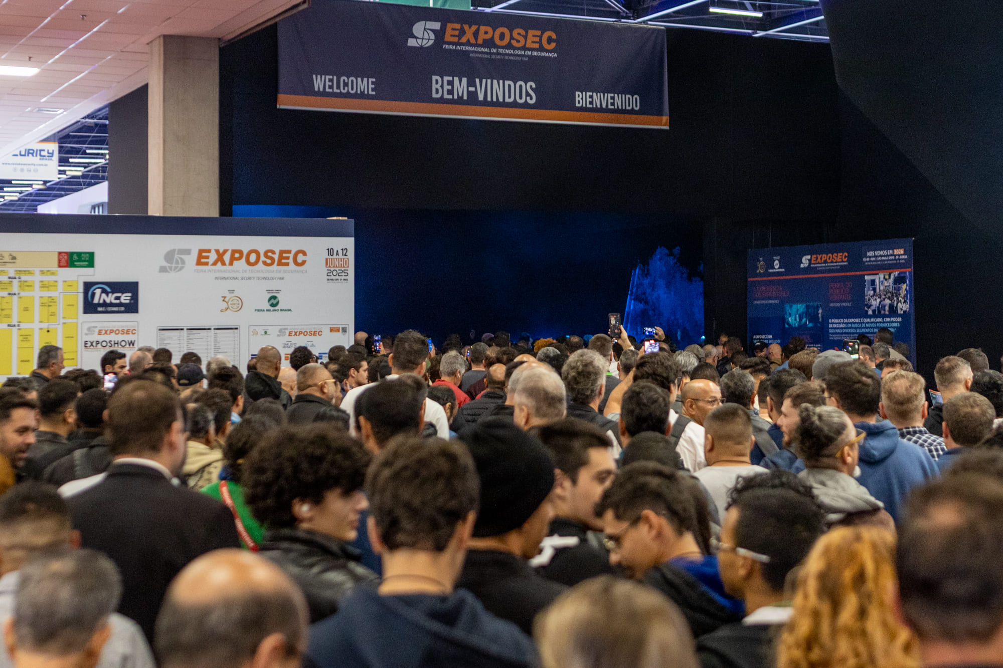 plataforma de rastreamento veicular